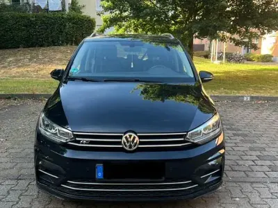 Gebraucht VW Touran Highline 150 PS (110 kW) 2016 Schwarz Van / Kleinbus
