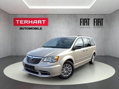 Gebraucht Lancia Voyager Gold 178 PS (130 kW) 2013 Gold Van / Kleinbus