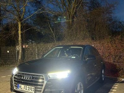 Gebraucht Audi Q5 Design 163 PS (119 kW) 2017 Schwarz SUV