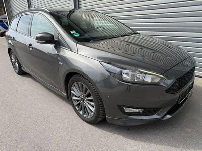Second-hand Ford Focus ST-Line 140 CP (102 kW) 2018 Gri Break