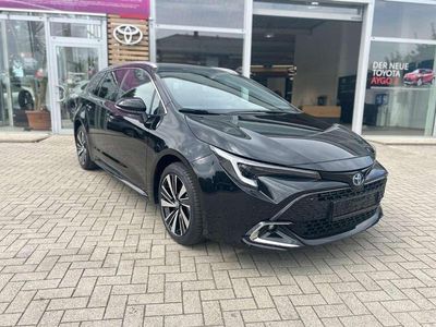 Neu Toyota Corolla 179 PS (131 kW) 2026 Schwarz Kombi