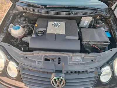 Gebraucht VW Polo 60 PS (44 kW) 2004 Schwarz Kombi