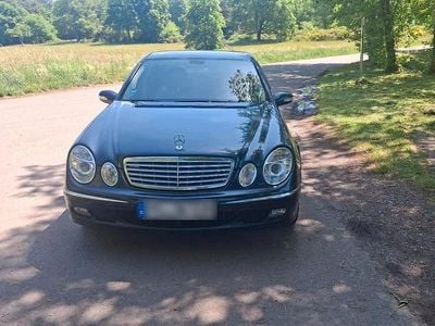 Mercedes E280