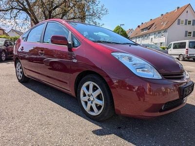 Second-hand Toyota Prius Executive 77 CP (56 kW) 2004 Roșu Hatchback