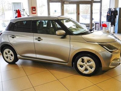 Neu Suzuki Swift Comfort 83 PS (61 kW) 2025 Silber Limousine