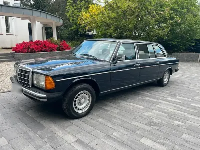 Gebraucht Mercedes 240 75 PS (55 kW) 1986 Blau Limousine