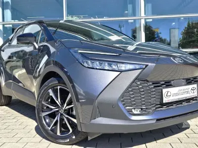 Gebraucht Toyota C-HR 140 PS (102 kW) 2025 Marlingrau metallic / dach sch SUV