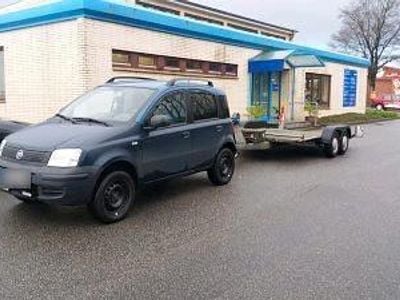 Second-hand Fiat Panda 4x4 69 CP (50 kW) 2011 Albastru Hatchback