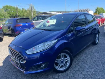 Gebraucht Ford Fiesta Titanium 101 PS (74 kW) 2016 Blau Kleinwagen