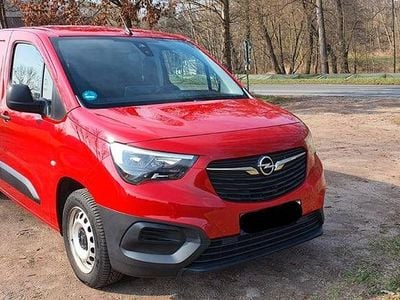 Usata Opel Combo Selection 102 CV (75 kW) 2019 Rosso Monovolume