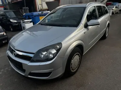 Gebraucht Opel Astra Elegance 125 PS (91 kW) 2005 Grau Limousine