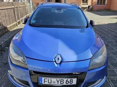 Gebraucht Renault Mégane III Expression 131 PS (96 kW) 2010 Blau Limousine