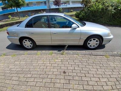 Opel Omega