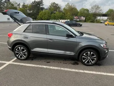 Occasion VW T-Roc IQ Drive 150 ch (110 kW) 2019 Gris SUV