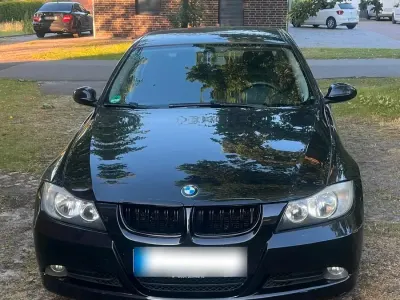 Gebraucht BMW 320 163 PS (119 kW) 2006 Schwarz Limousine