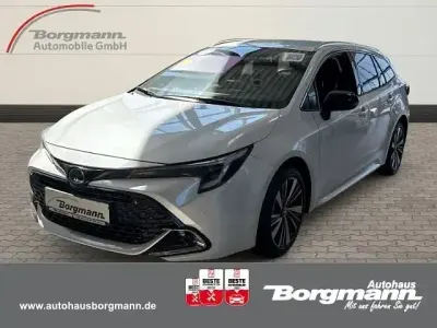 Neu Toyota Corolla 140 PS (102 kW) 2025 Weiss Kombi