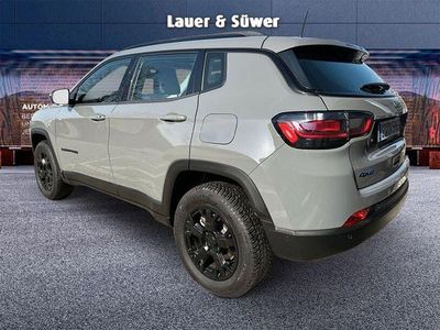 Używany Jeep Compass Overland 241 KM (177 kW) 2024 Szary SUV