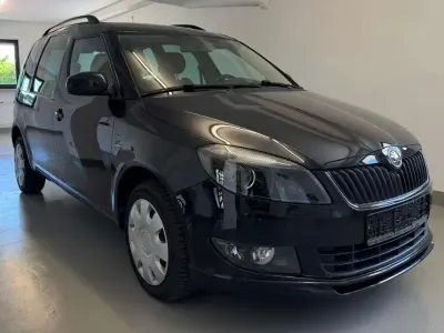 Gebraucht Skoda Roomster Noire 86 PS (63 kW) 2013 Schwarz Van / Kleinbus