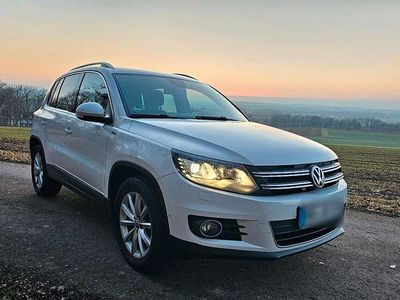 Weiß Gebraucht 2015 VW Tiguan Sportline SUV | 12.300 € (Fairer Preis)