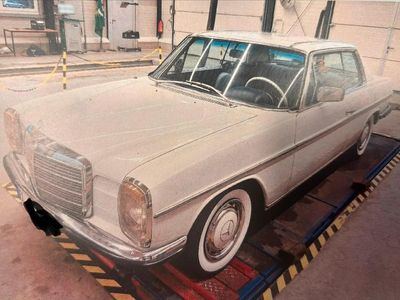 Gebraucht Mercedes 280 160 PS (117 kW) 1974 Weiß Coupé
