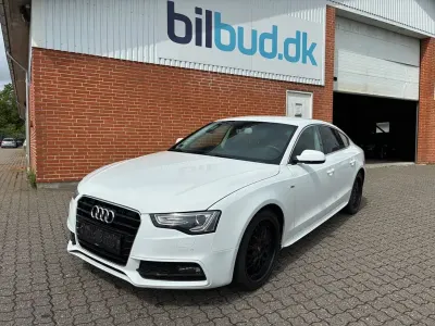 Gebraucht Audi A5 Sportback S-Line 144 PS (105 kW) 2016 Weiß Kleinwagen