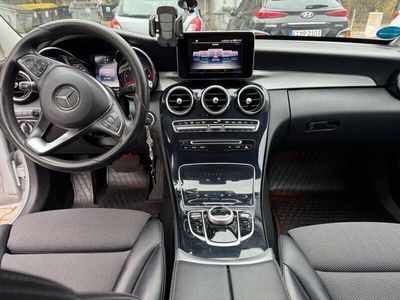 Mercedes 220