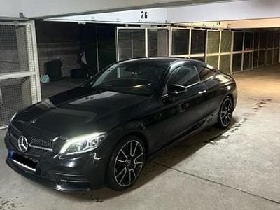 Gebraucht Mercedes C160 AMG line 159 PS (116 kW) 2021 Schwarz Coupé
