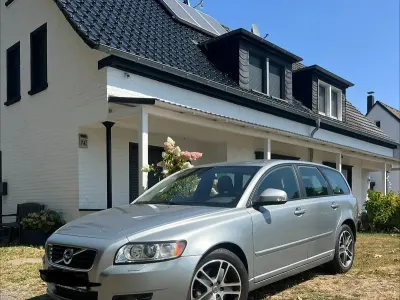 Gebraucht Volvo V50 150 PS (110 kW) 2011 Grau Kombi