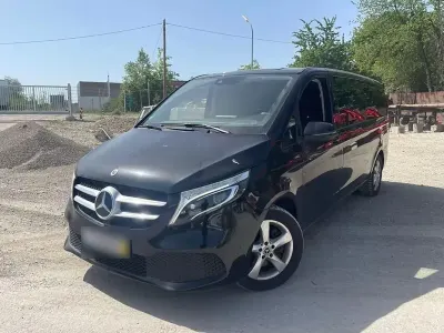 Gebraucht Mercedes V250 190 PS (139 kW) 2021 Schwarz Van / Kleinbus