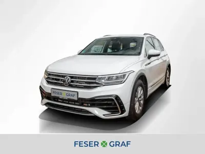 Gebraucht VW Tiguan R-line 150 PS (110 kW) 2024 Pure white SUV