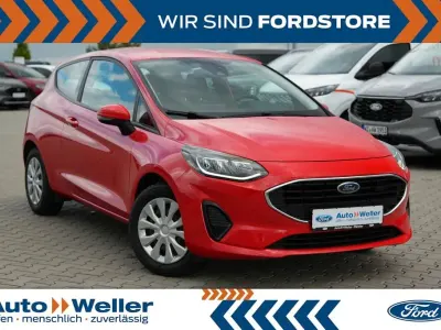 Używany Ford Fiesta Cool & Connect 75 KM (55 kW) 2022 Czerwony Hatchback