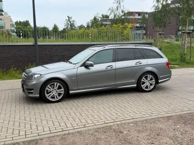 Gebraucht Mercedes C350 AMG line 265 PS (194 kW) 2011 Silber Kombi