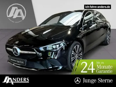 Gebraucht Mercedes CLA200 Progressive 150 PS (110 kW) 2023 Schwarz Limousine