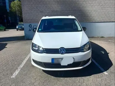 Gebraucht VW Sharan 170 PS (125 kW) 2011 Weiß Van / Kleinbus