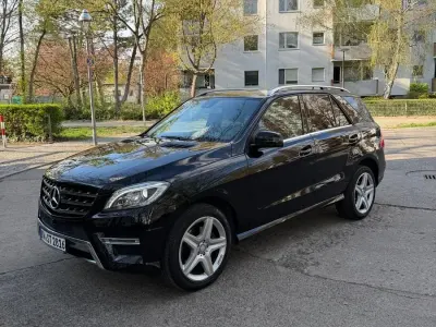 Gebraucht Mercedes 350 250 PS (183 kW) 2014 Schwarz SUV