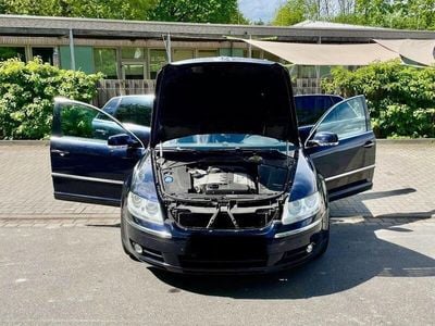 VW Phaeton