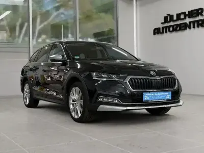 Second-hand Skoda Octavia Scout 4x4 200 CP (147 kW) 2023 Negru Break