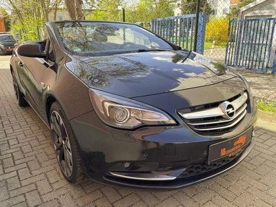 Second-hand Opel Cascada Innovation 170 CP (125 kW) 2016 Negru Cabrio