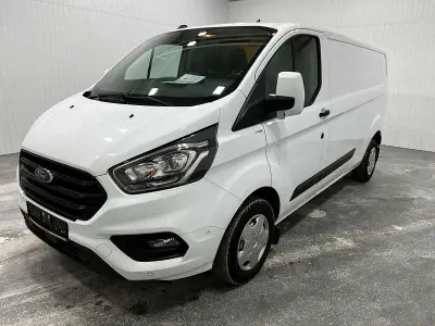 Gebraucht Ford 300 131 PS (96 kW) 2022 Weiß Van