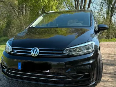 Usata VW Touran R-line 110 CV (80 kW) 2017 Nero Monovolume