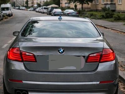 Gebraucht BMW 530 258 PS (189 kW) 2012 Grau Limousine