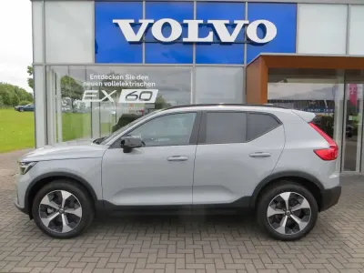 Gebraucht Volvo XC40 120 PS (88 kW) 2025 SUV