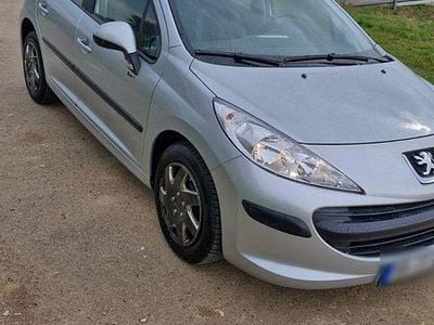 Gebraucht Peugeot 207 Filou 88 PS (64 kW) 2007 Silber Limousine