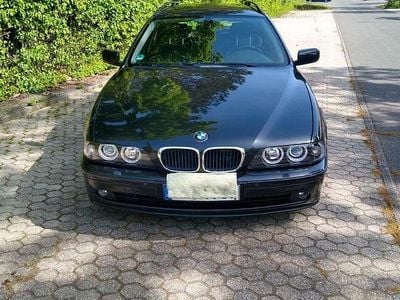 BMW 525