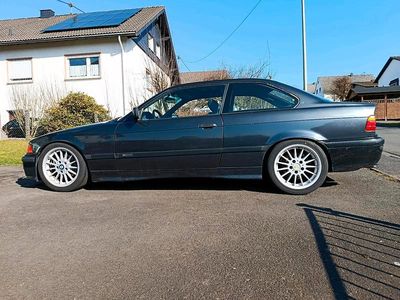 Gebraucht BMW 325 192 PS (141 kW) 1993 Schwarz Coupé
