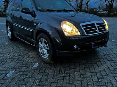 gebraucht Ssangyong Rexton 2,7 ltr. | AHK 3,2T| 7 Sitzer | MB-Motor