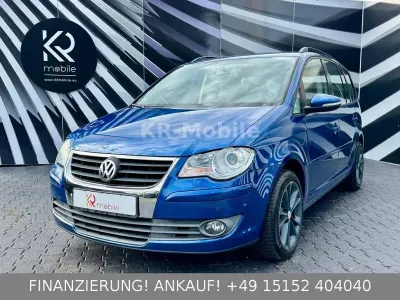 Gebraucht VW Touran Trendline 140 PS (102 kW) 2010 Blau Van / Kleinbus
