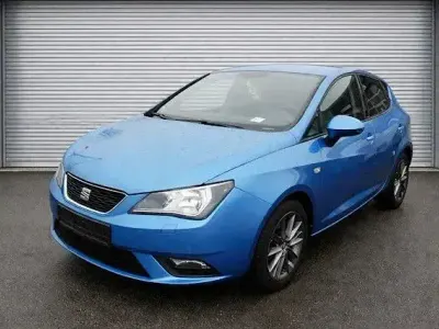 Używany Seat Ibiza I-Tech 105 KM (77 kW) 2014 Niebieski Hatchback