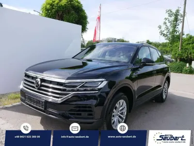 Gebraucht VW Touareg 286 PS (210 kW) 2019 Deep black perleffekt SUV