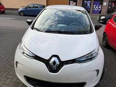 Second-hand Renault Zoe 22 kW (30 CP) 2016 Alb Hatchback